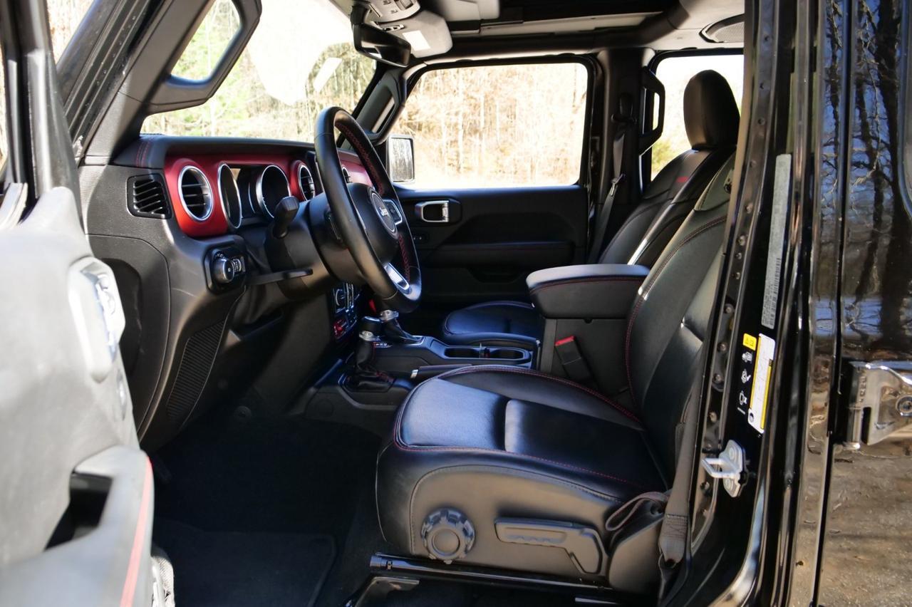 2020 Jeep Wrangler Unlimited Rubicon 4X4 / Sky One Roof / Steel Bumper Group! Lincolnton NC