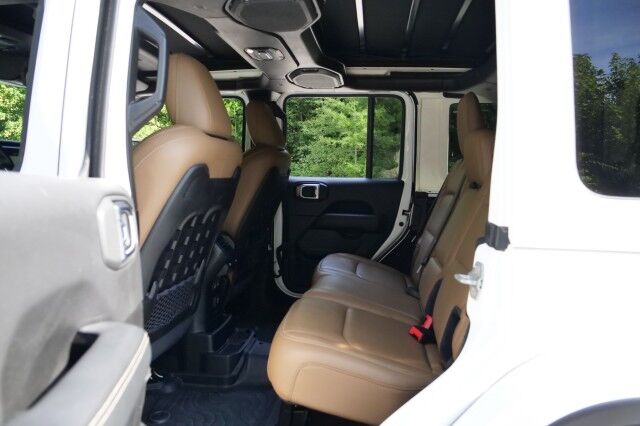 2020 Jeep Wrangler Unlimited Rubicon 4X4 / Sky One Top / Steel Bumpers & More! High Point NC