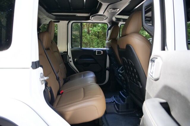 2020 Jeep Wrangler Unlimited Rubicon 4X4 / Sky One Top / Steel Bumpers & More! High Point NC