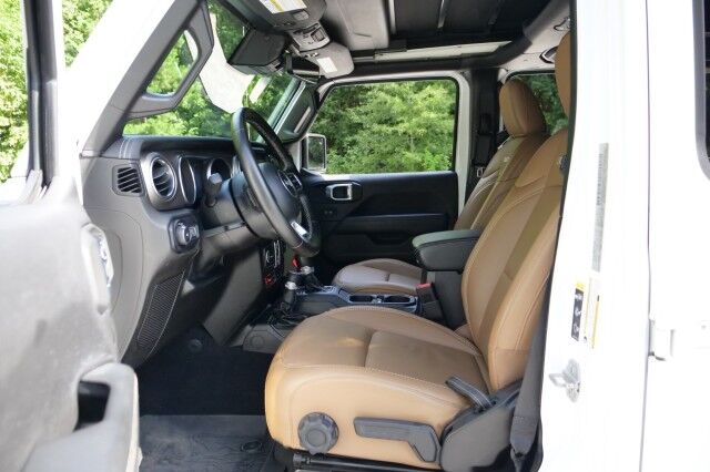 2020 Jeep Wrangler Unlimited Rubicon 4X4 / Sky One Top / Steel Bumpers & More! High Point NC