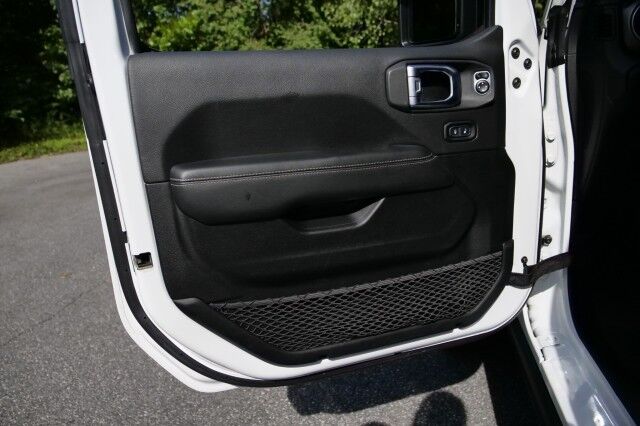 2020 Jeep Wrangler Unlimited Rubicon 4X4 / Sky One Top / Steel Bumpers & More! High Point NC