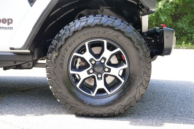 2020 Jeep Wrangler Unlimited Rubicon 4X4 / Sky One Top / Steel Bumpers & More! High Point NC