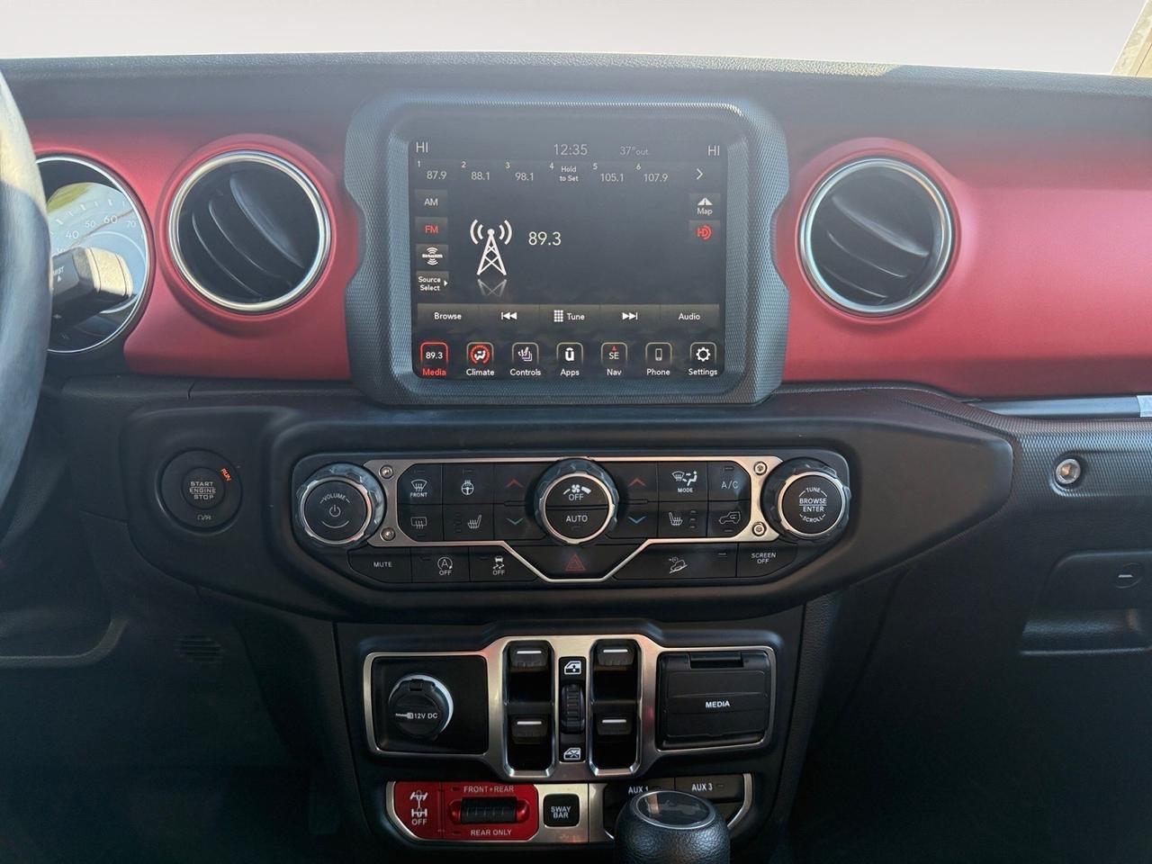 2020 Jeep Wrangler Unlimited Rubicon, HEATED SEATS, HEATED STEERING WHEEL, POWER AND HEATED MIRRORS, APPLE CARPLAY/ANDROID AUTO, RUNNING BOARDS, TOW PACKAGE, BLACK WHEELS, CLEAN CARFAX, ONLY 1 OWNER! Norfolk VA