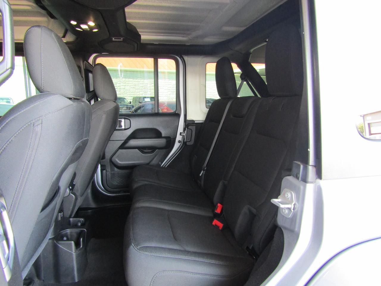 2020 Jeep Wrangler Unlimited Sahara 4x4 Grand Prairie TX
