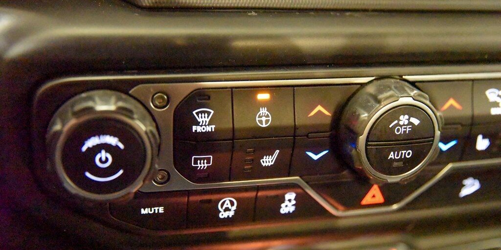 2020 Jeep Wrangler Unlimited Sahara Akron OH