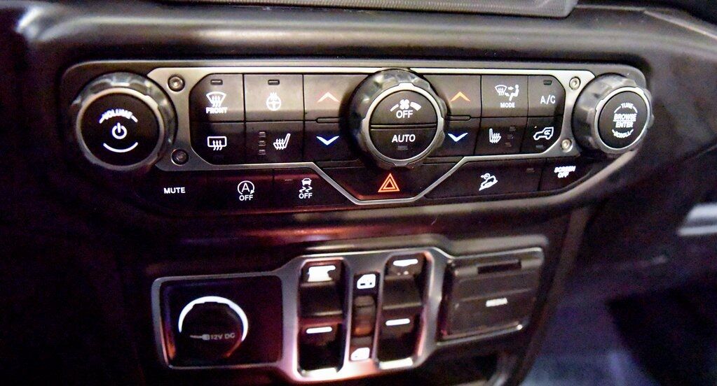 2020 Jeep Wrangler Unlimited Sahara Akron OH