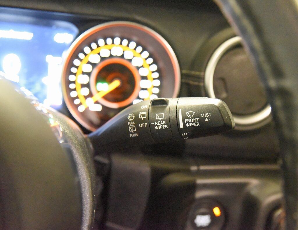 2020 Jeep Wrangler Unlimited Sahara Akron OH