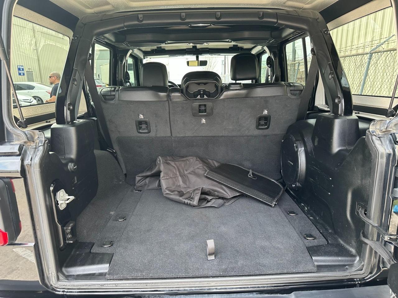 2020 Jeep Wrangler Unlimited Sahara Altitude Houston TX