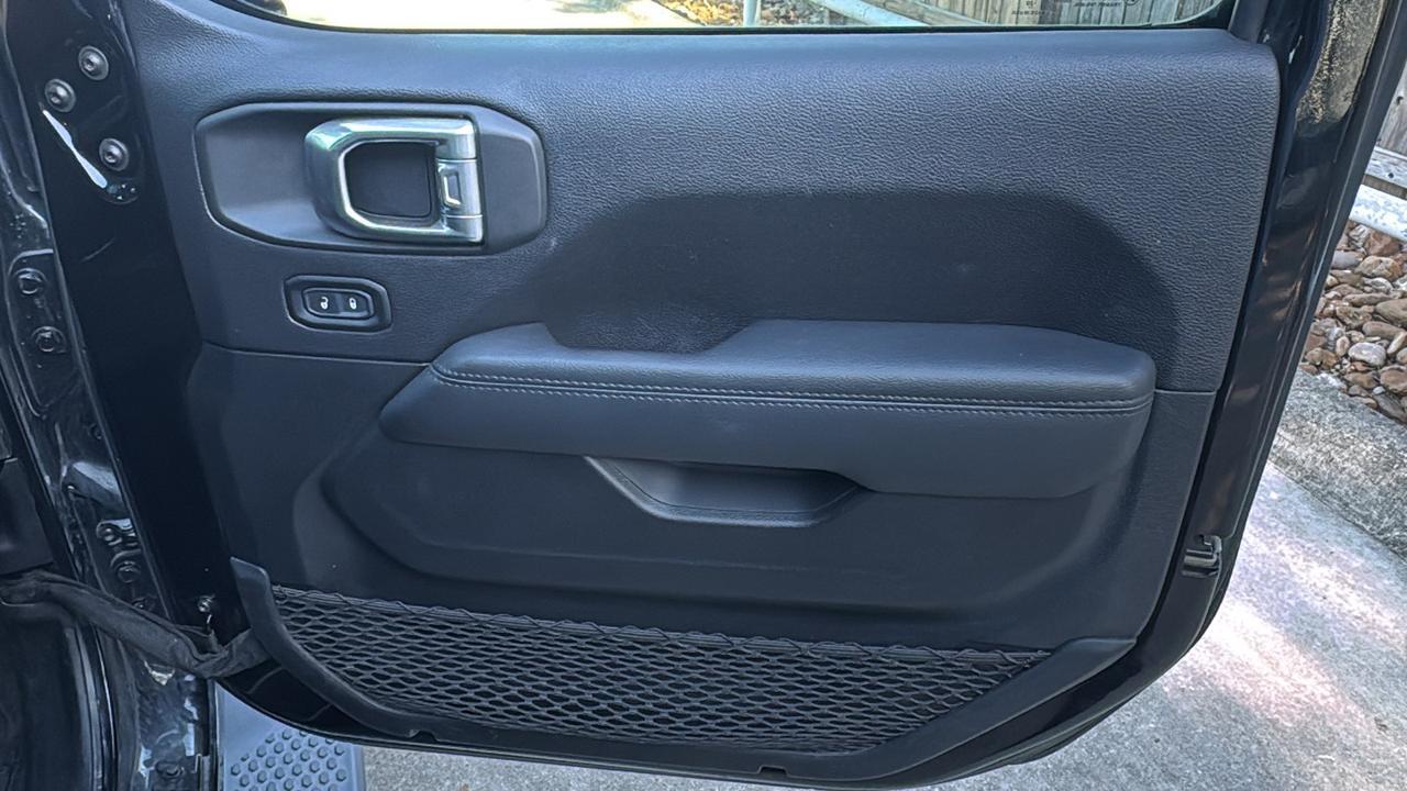 2020 Jeep Wrangler Unlimited Sahara Altitude  Selma TX