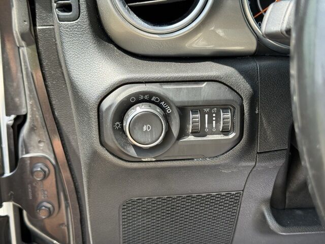 2020 Jeep Wrangler Unlimited Sahara Crestwood KY