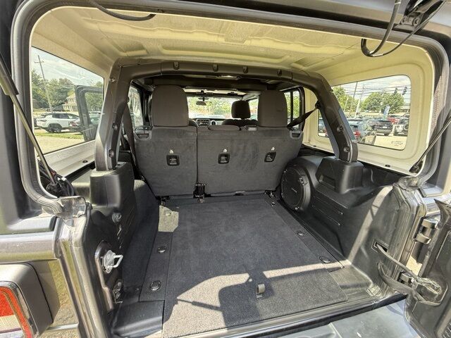2020 Jeep Wrangler Unlimited Sahara Crestwood KY