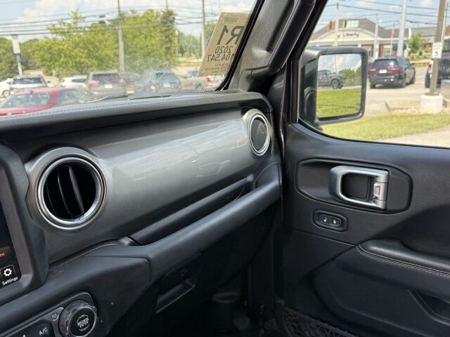 2020 Jeep Wrangler Unlimited Sahara Crestwood KY