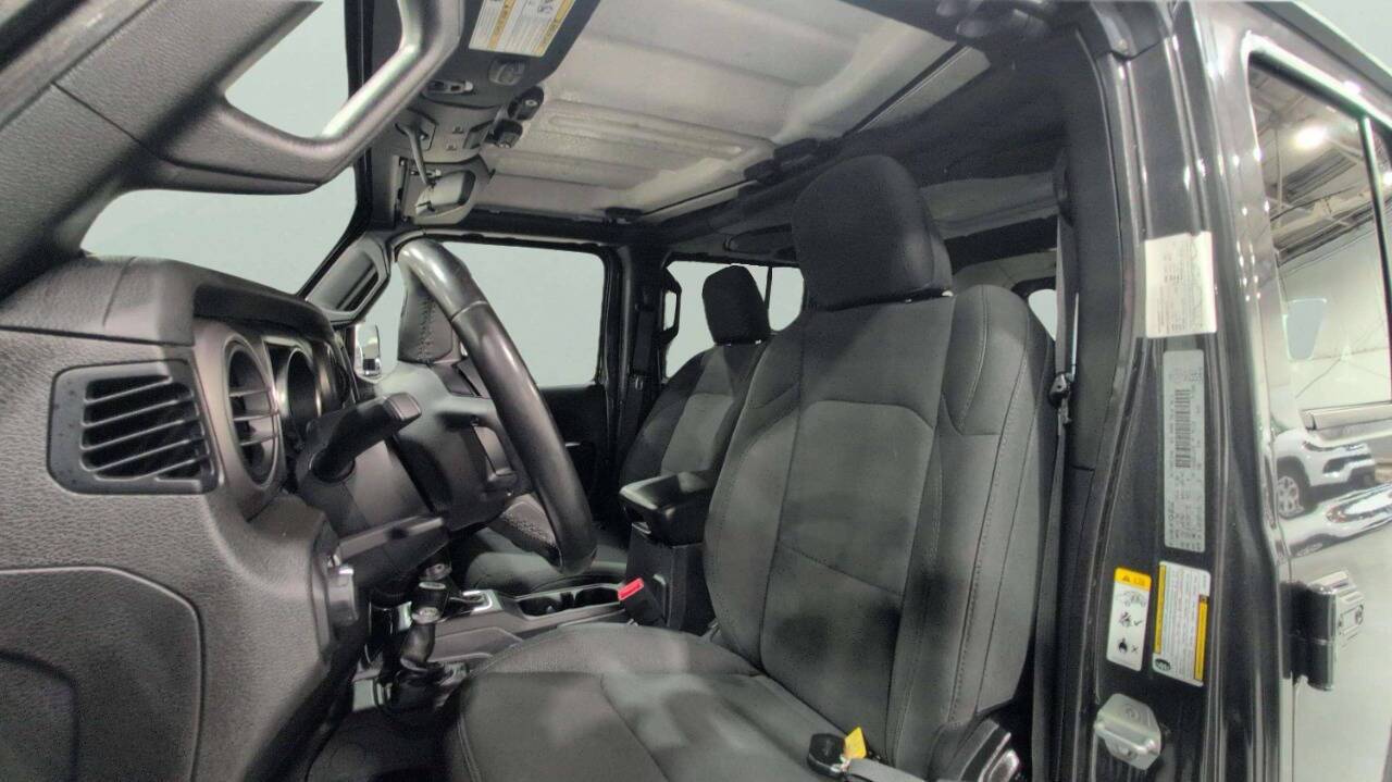 2020 Jeep Wrangler Unlimited Sport 4x4 4dr SUV Chesterfield MI
