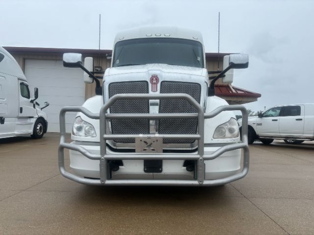 2020 Kenworth T680 .