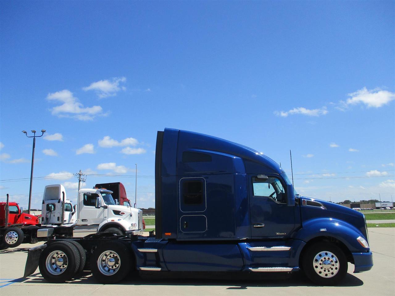 2020 Kenworth T680 76&quot; Raised Roof Fargo ND