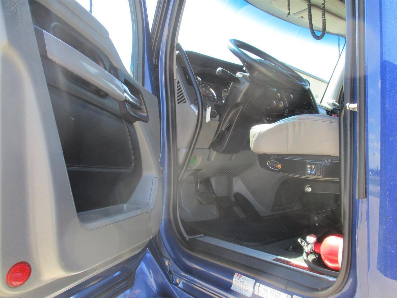 2020 Kenworth T680 76&quot; Raised Roof Fargo ND