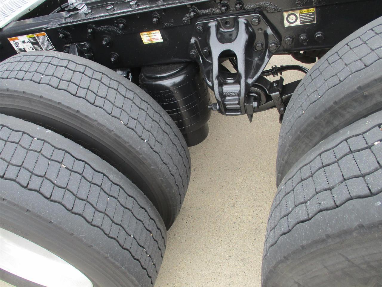 2020 Kenworth T680 76&quot; Raised Roof Fargo ND
