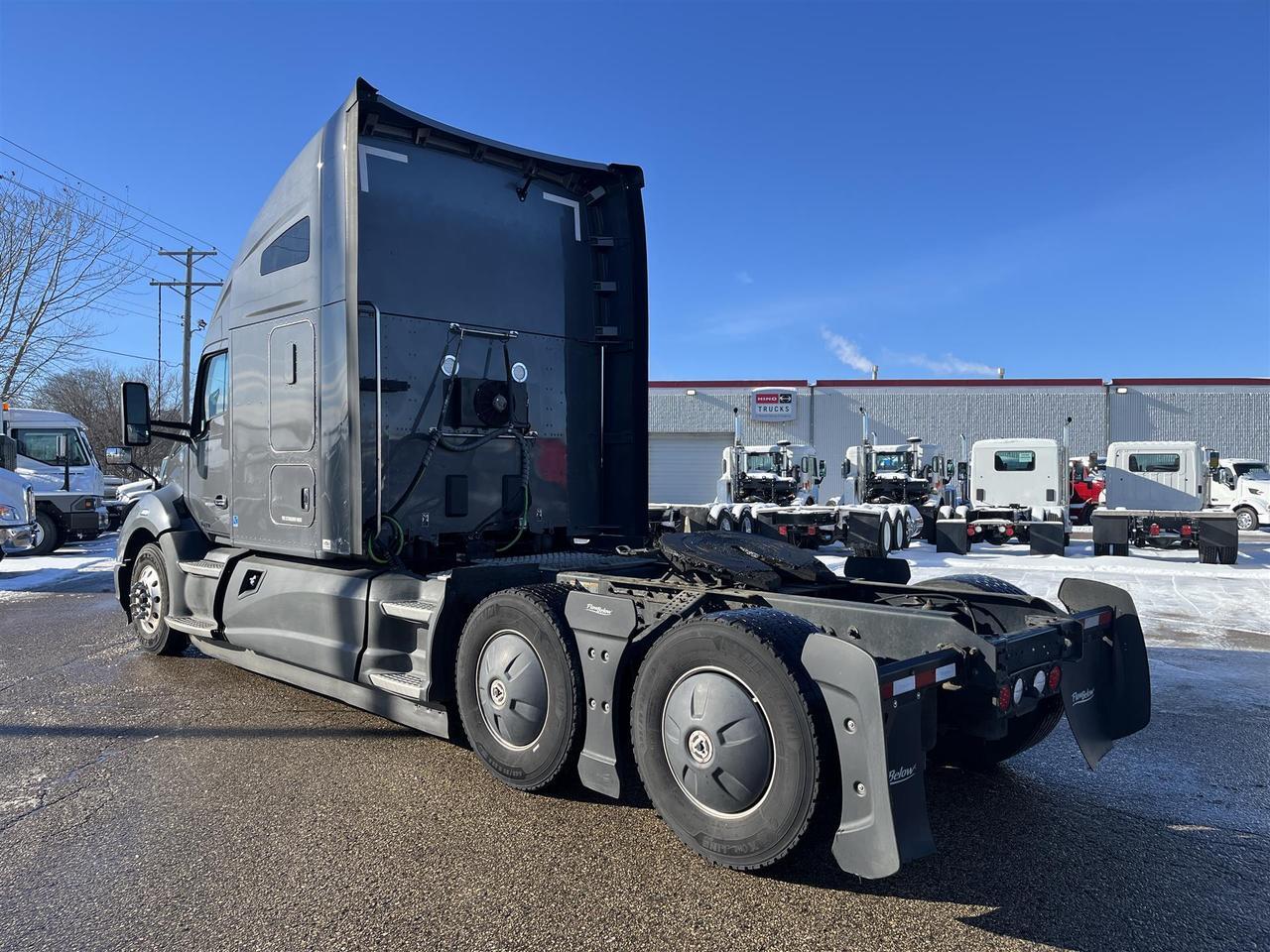 2020 Kenworth T680 Sleeper