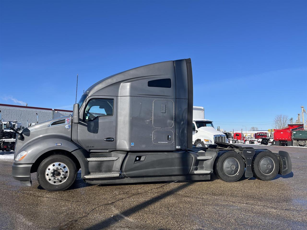 2020 Kenworth T680 Sleeper