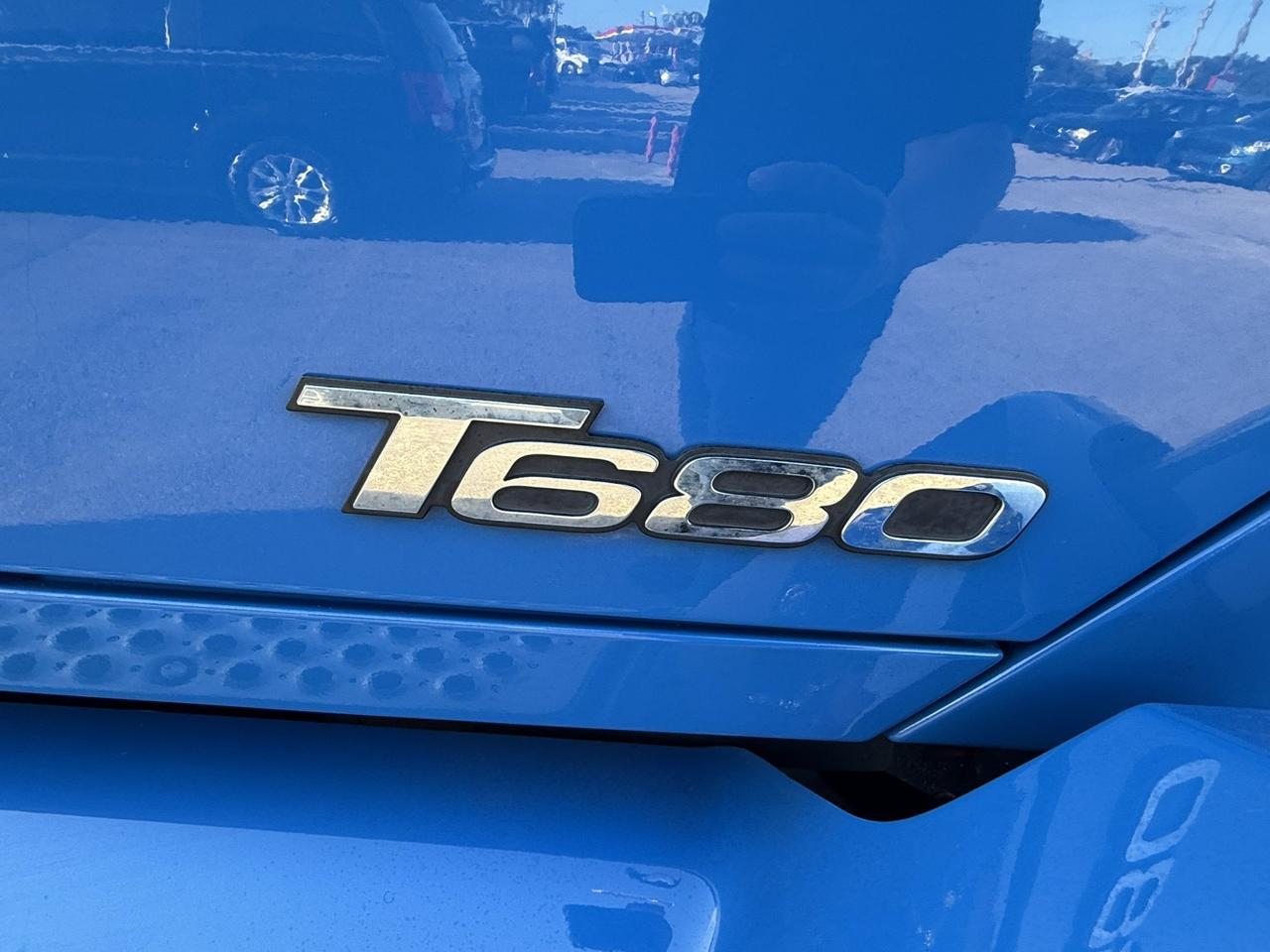 2020 Kenworth T680 T680 SLEEPER Hollywood FL