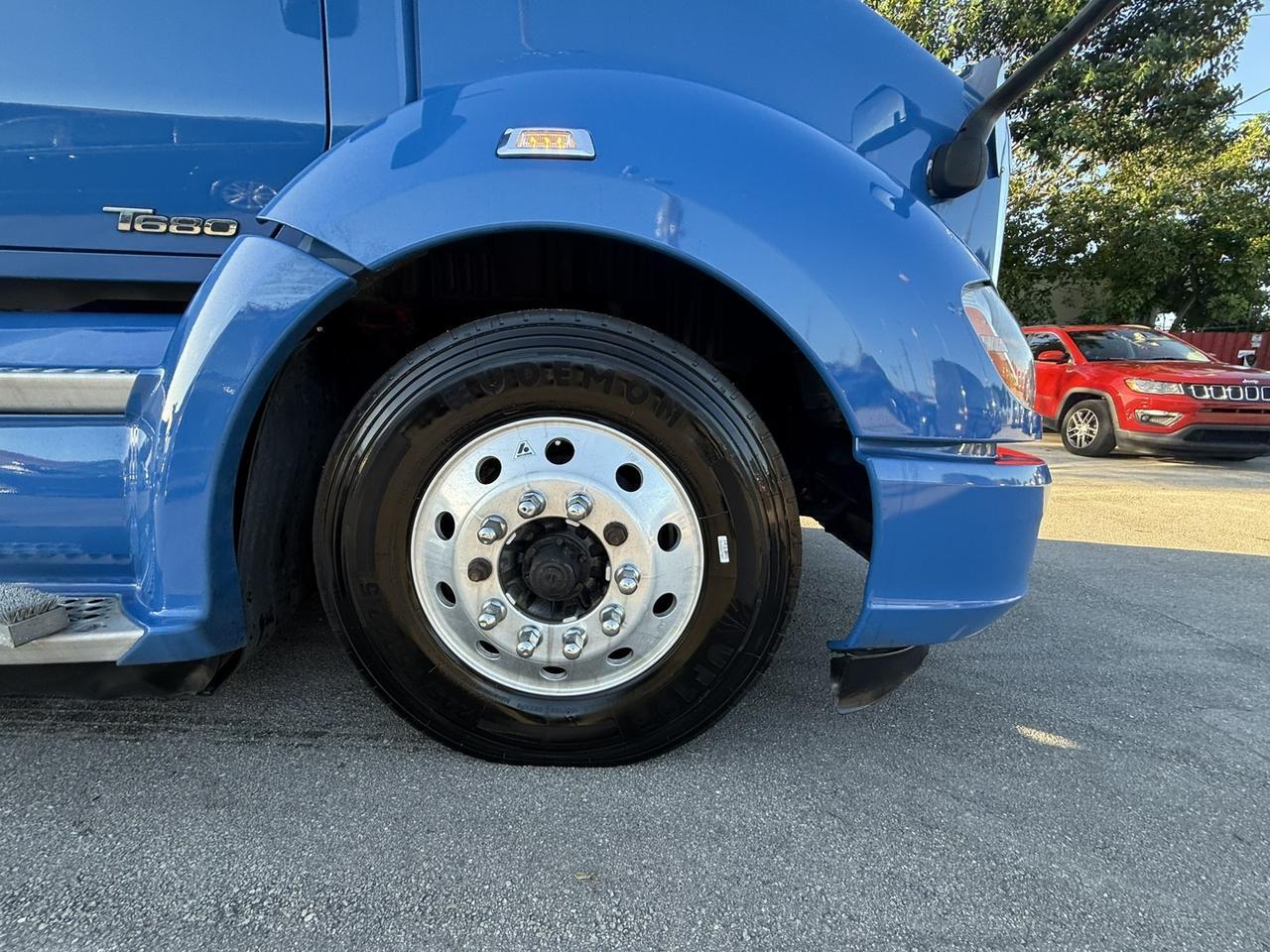 2020 Kenworth T680 T680 SLEEPER Hollywood FL