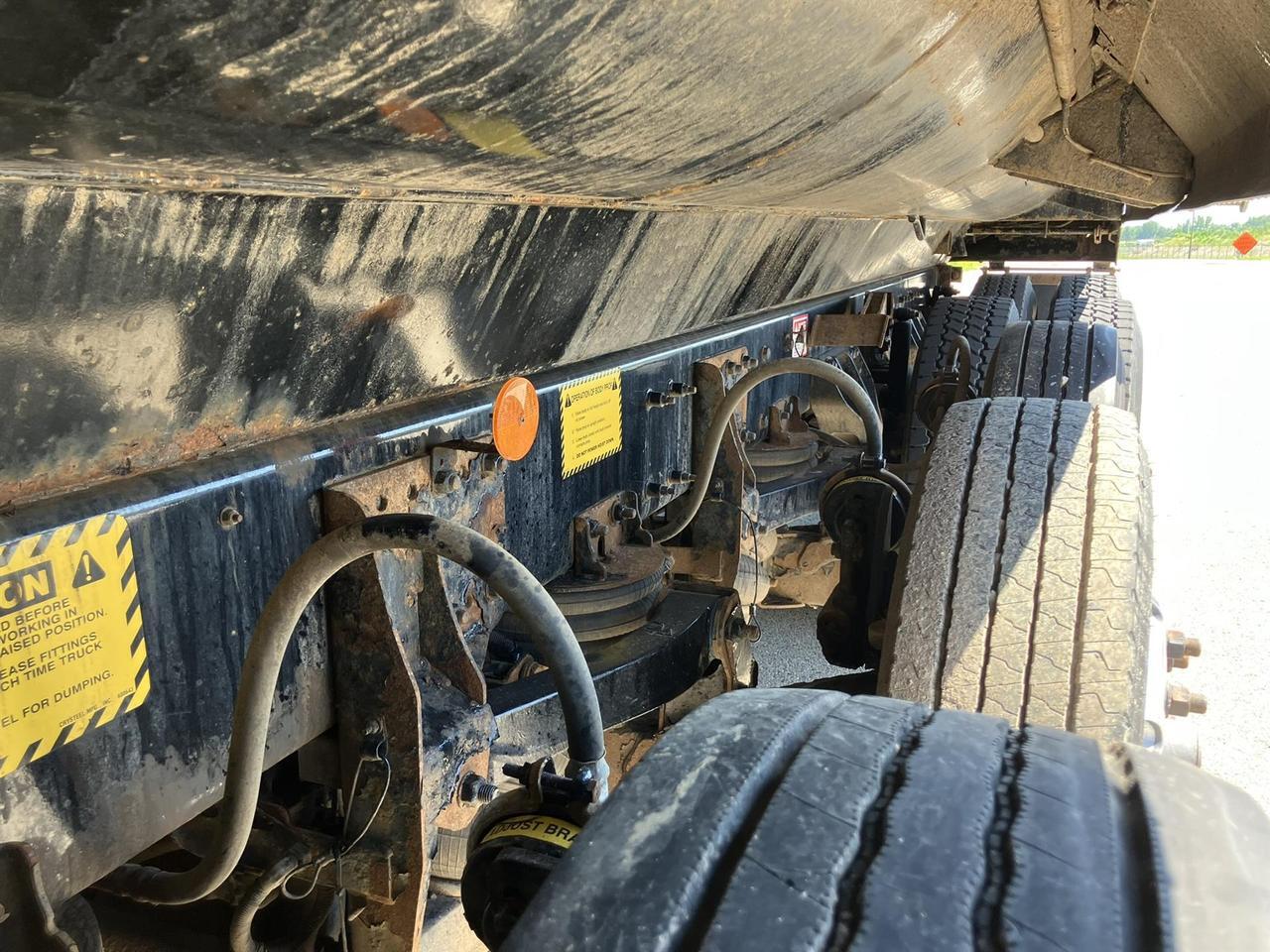2020 Kenworth T880 in Rochester, MN — photo 7