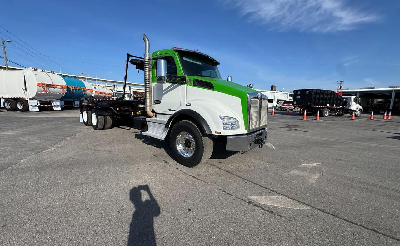 2020 Kenworth T880 75,000 lb American Roll-Off Truck Tampa FL