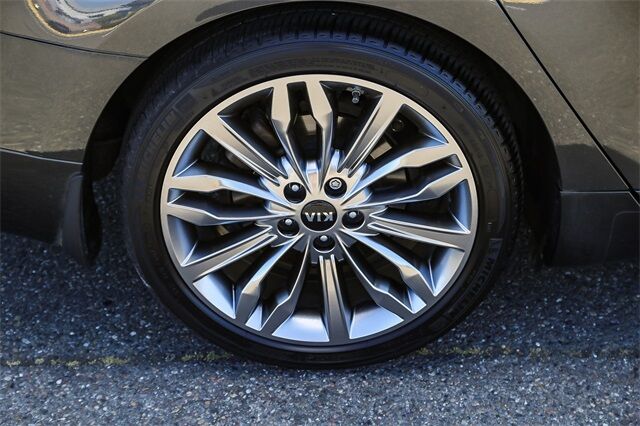 2020 Kia Cadenza Limited Tacoma WA