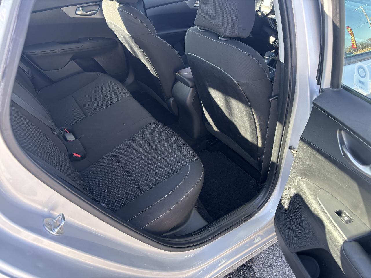 2020 Kia Forte LXS Sedan 4D Aurora MO