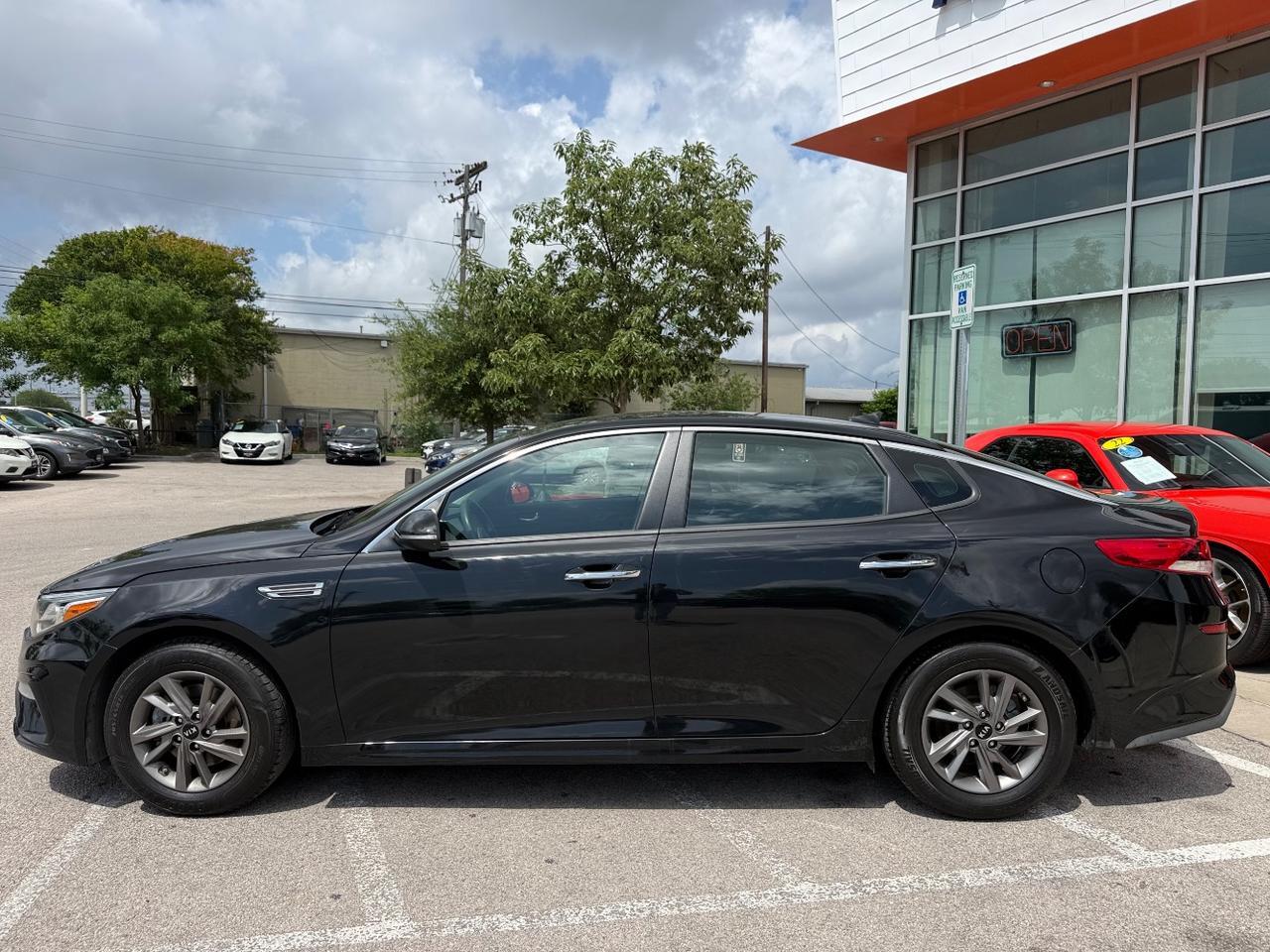 2020 Kia Optima LX