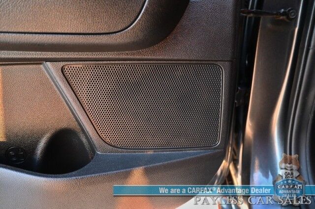 2020 Kia Optima LX / Back Up Camera / Blind Spot Alert / Lane Departure Alert / Apple CarPlay & Android Auto / Cruise Control / Aux & USB Jacks / Air Conditioning / Alloy Wheels / New Tires / 32 MPG Anchorage AK