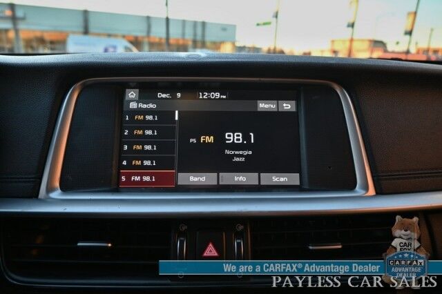 2020 Kia Optima LX / Back Up Camera / Blind Spot Alert / Lane Departure Alert / Apple CarPlay & Android Auto / Cruise Control / Aux & USB Jacks / Air Conditioning / Alloy Wheels / New Tires / 32 MPG Anchorage AK