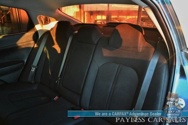 2020 Kia Optima LX / Back Up Camera / Blind Spot Alert / Lane Departure Alert / Apple CarPlay & Android Auto / Cruise Control / Aux & USB Jacks / Air Conditioning / Alloy Wheels / New Tires / 32 MPG Anchorage AK