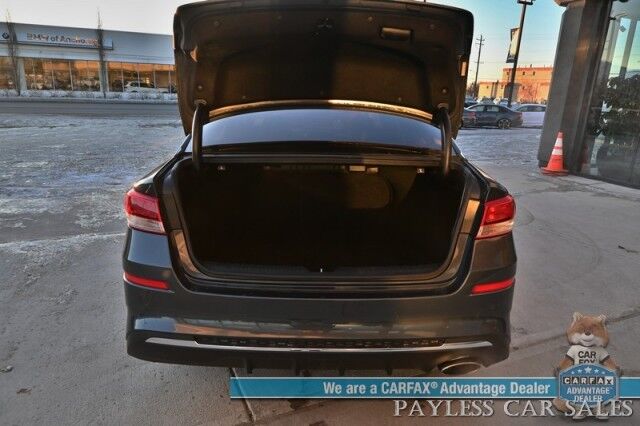 2020 Kia Optima LX / Back Up Camera / Blind Spot Alert / Lane Departure Alert / Apple CarPlay & Android Auto / Cruise Control / Aux & USB Jacks / Air Conditioning / Alloy Wheels / New Tires / 32 MPG Anchorage AK