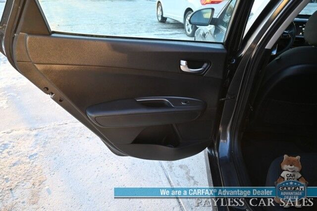 2020 Kia Optima LX / Back Up Camera / Blind Spot Alert / Lane Departure Alert / Apple CarPlay & Android Auto / Cruise Control / Aux & USB Jacks / Air Conditioning / Alloy Wheels / New Tires / 32 MPG Anchorage AK