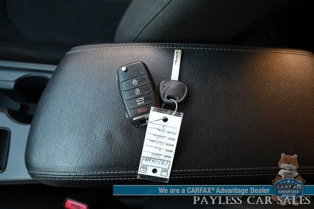 2020 Kia Optima LX / Back Up Camera / Blind Spot Alert / Lane Departure Alert / Apple CarPlay & Android Auto / Cruise Control / Aux & USB Jacks / Air Conditioning / Alloy Wheels / New Tires / 32 MPG Anchorage AK