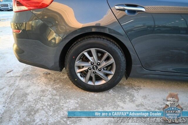 2020 Kia Optima LX / Back Up Camera / Blind Spot Alert / Lane Departure Alert / Apple CarPlay & Android Auto / Cruise Control / Aux & USB Jacks / Air Conditioning / Alloy Wheels / New Tires / 32 MPG Anchorage AK