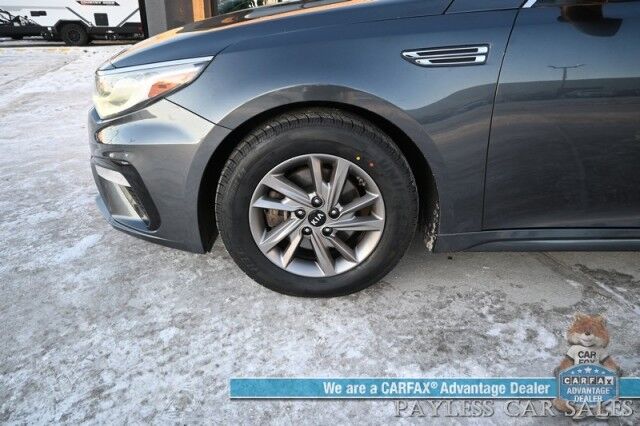 2020 Kia Optima LX / Back Up Camera / Blind Spot Alert / Lane Departure Alert / Apple CarPlay & Android Auto / Cruise Control / Aux & USB Jacks / Air Conditioning / Alloy Wheels / New Tires / 32 MPG Anchorage AK