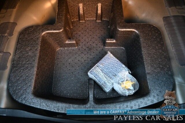 2020 Kia Optima LX / Back Up Camera / Blind Spot Alert / Lane Departure Alert / Apple CarPlay & Android Auto / Cruise Control / Aux & USB Jacks / Air Conditioning / Alloy Wheels / New Tires / 32 MPG Anchorage AK