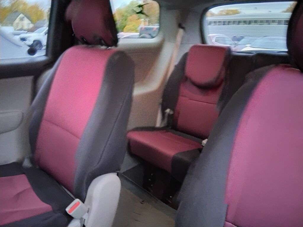 2020 Kia Sedona LX Akron OH