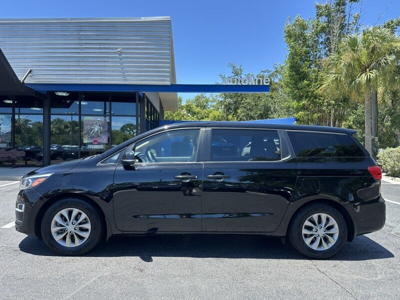 2020 Kia Sedona LX