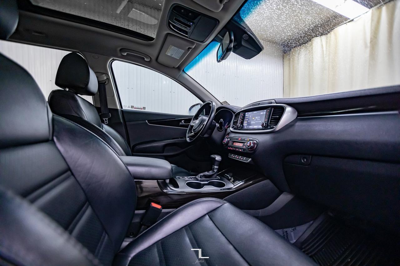2020 Kia Sorento AWD EX Leather Roof Nav BCam Red Deer AB