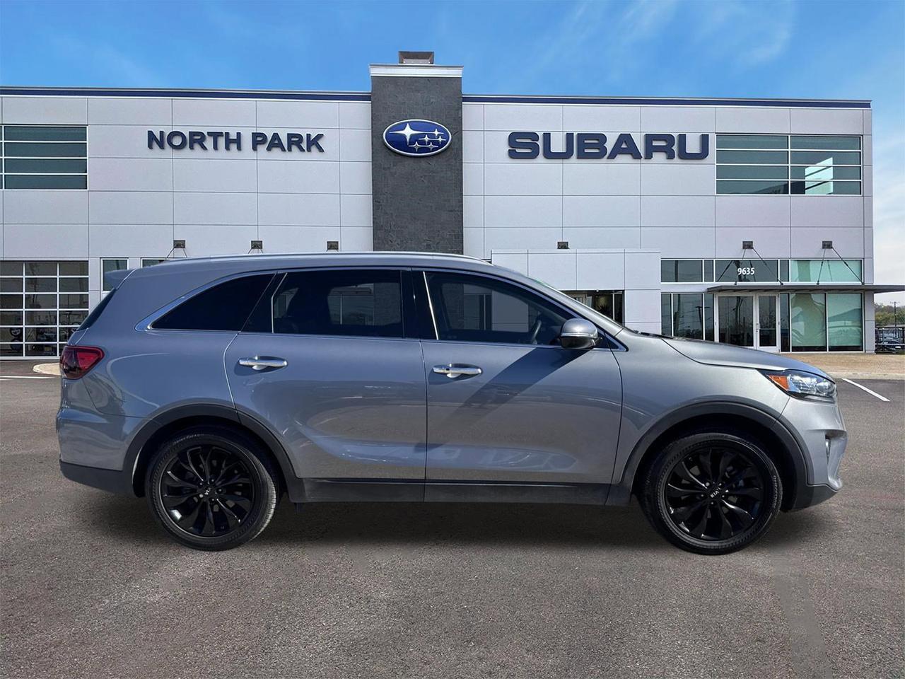 2020 Kia Sorento EX V6