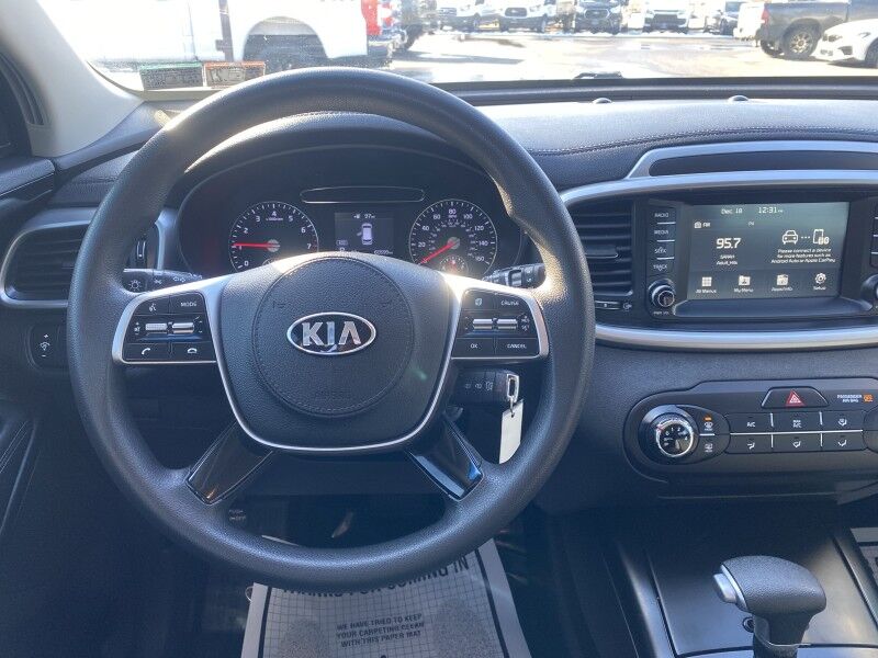 2020 Kia Sorento LX V6