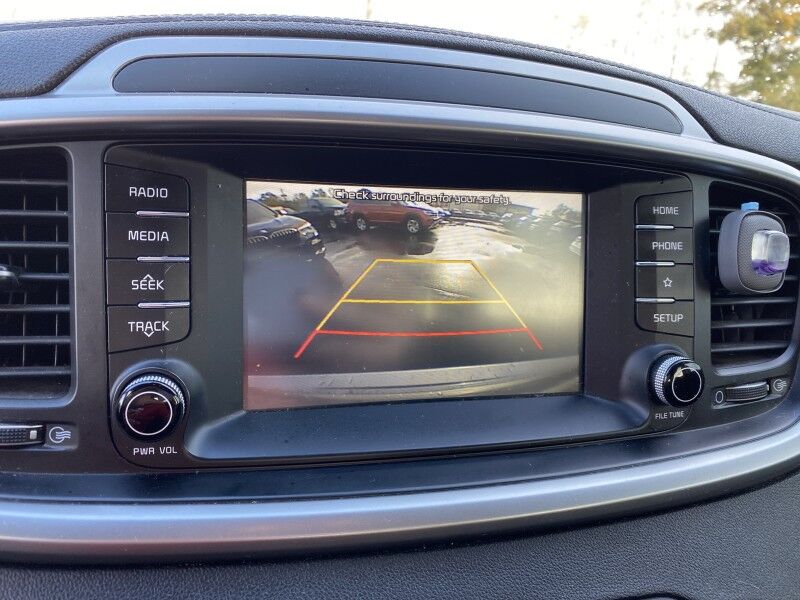 2020 Kia Sorento LX V6 Bristol  PA