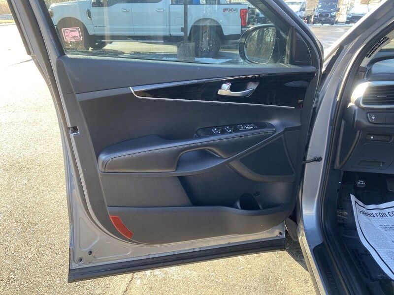 2020 Kia Sorento LX V6 Bristol  PA