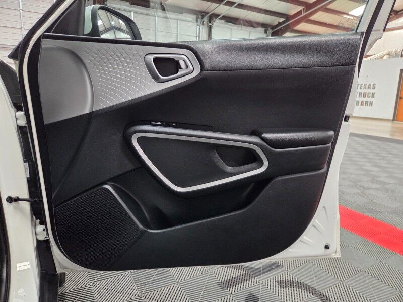 2020 Kia Soul X-Line IVT 2.0L 4 Cyl Backup Camera New Tires FREE WARRANTY Arlington TX