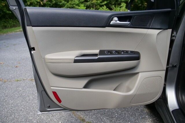 2020 Kia Sportage LX / CarPlay / Kia Drive Wise Assist! High Point NC