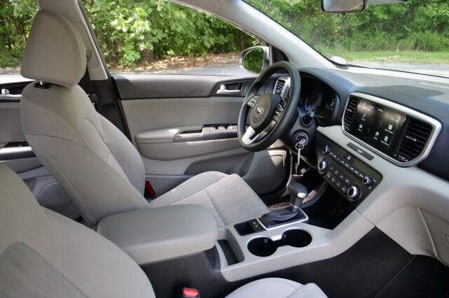 2020 Kia Sportage LX / CarPlay / Kia Drive Wise Assist! High Point NC