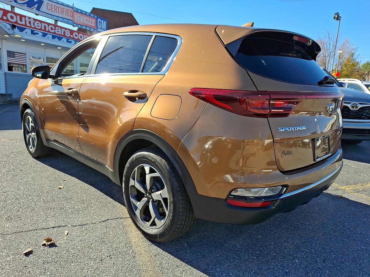 2020 Kia Sportage LX photo 3